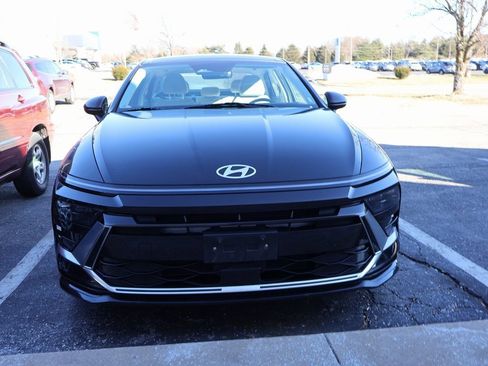 Certified 2024 Hyundai Sonata SEL w/ Convenience Package image 6