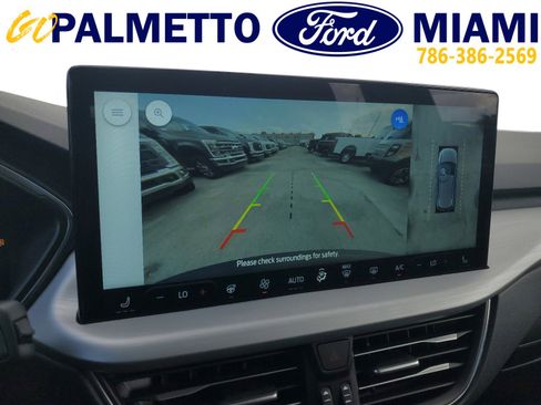 Used 2024 Ford Escape Platinum image 17