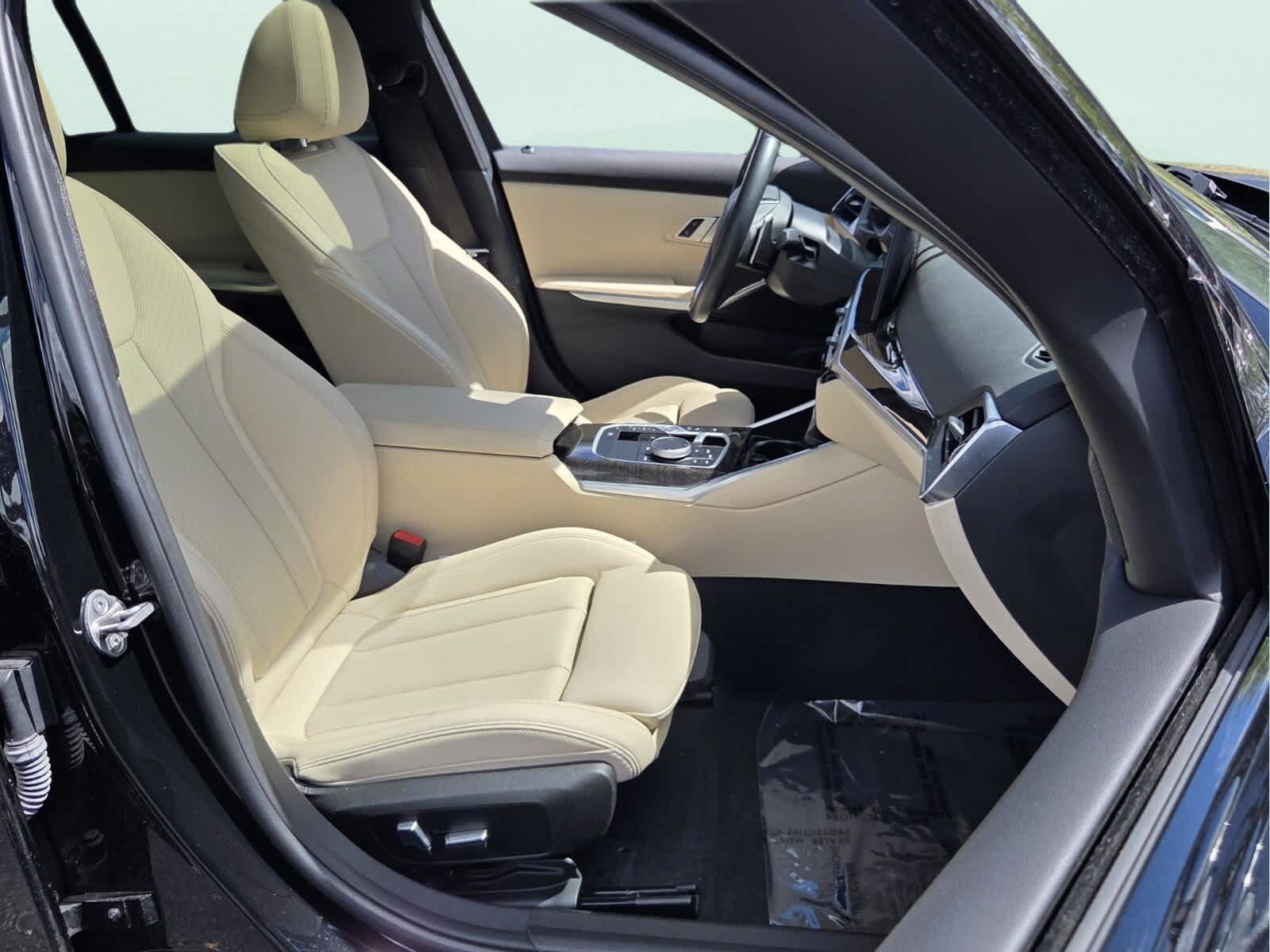 Used 2023 BMW 330i Sedan w/ Premium Package RWD image 20