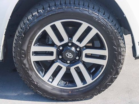 Used 2023 Toyota 4Runner Limited AWD/4WD image 11