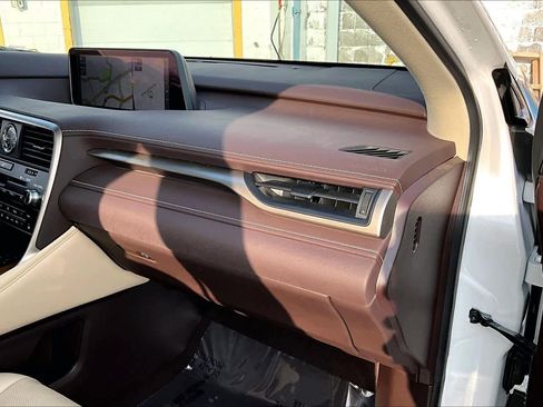 Used 2019 Lexus RX 350 AWD w/ Navigation Package image 19