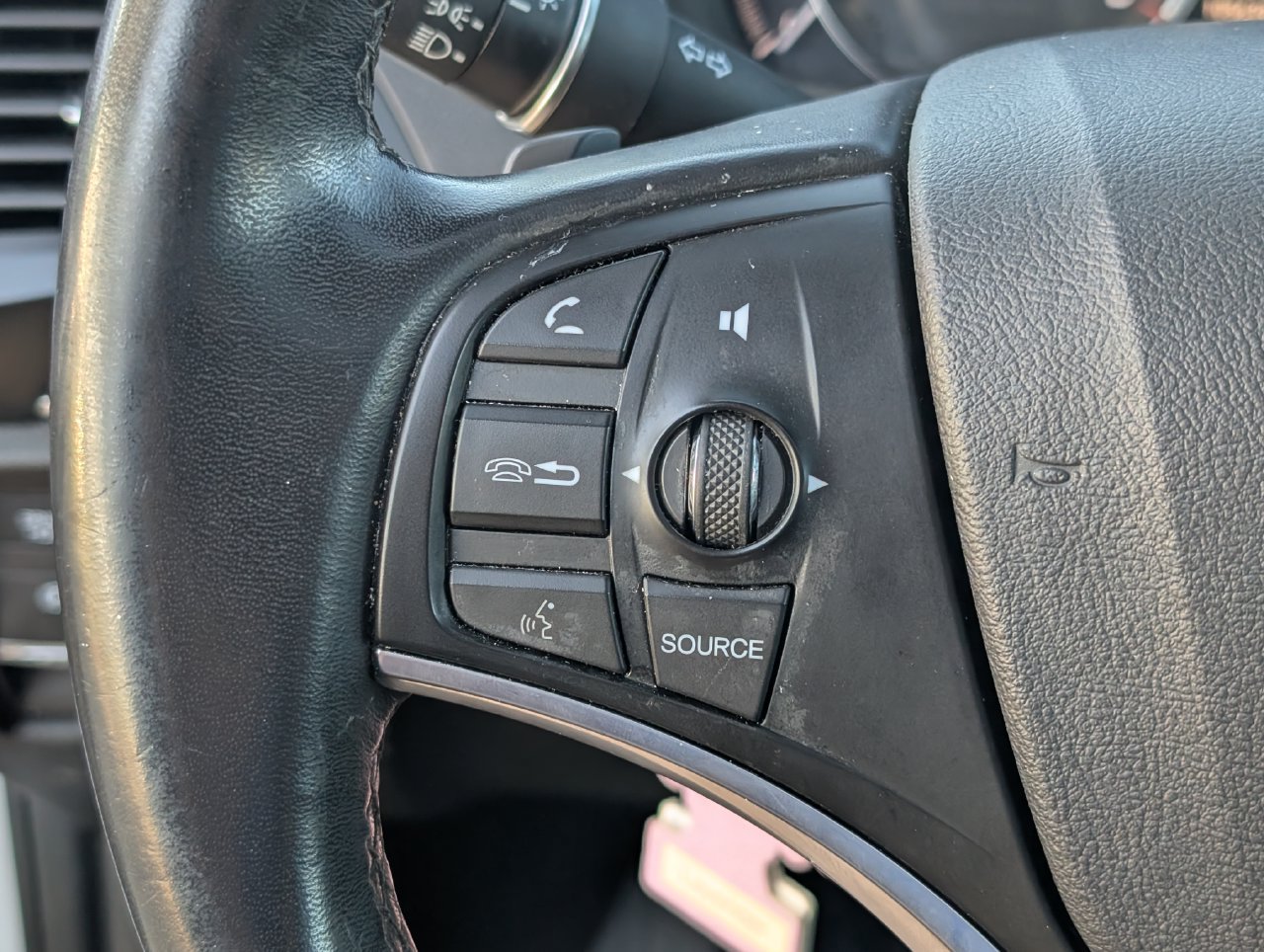 Used 2020 Acura MDX SH-AWD image 21