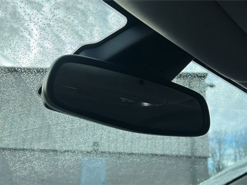 Used 2018 Chevrolet Volt Premier image 20