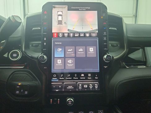 New 2026 RAM 2500 Limited image 17