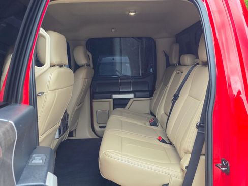 Used 2021 Ford F250 Lariat w/ Lariat Value Package AWD/4WD image 28
