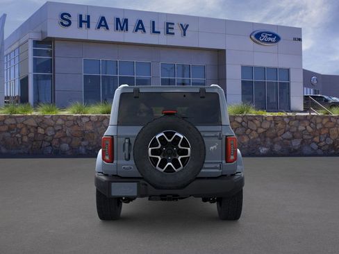 New 2025 Ford Bronco Outer Banks image 5