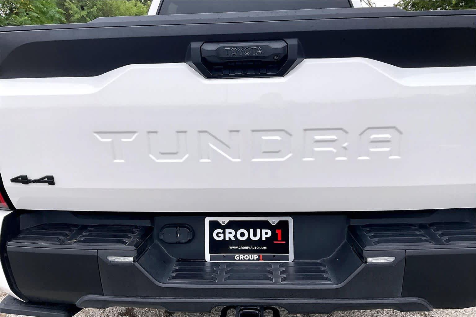 Used 2024 Toyota Tundra SR5 w/ SR5 Premium Package AWD/4WD image 10