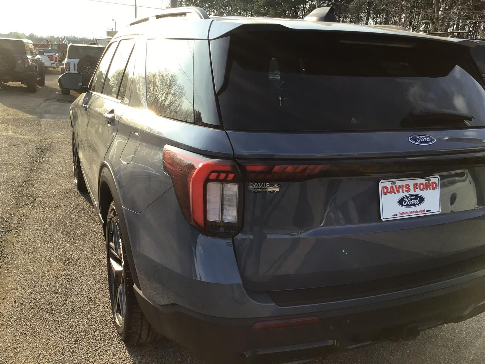 New 2026 Ford Explorer ST-Line w/ ST-Line Street Pack RWD image 11