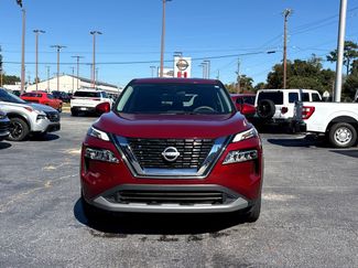 Used 2023 Nissan Rogue SV video 2