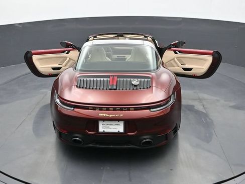 Certified 2021 Porsche 911 AWD/4WD image 25