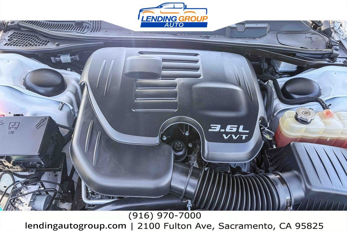 Used 2022 Dodge Challenger SXT RWD image 26