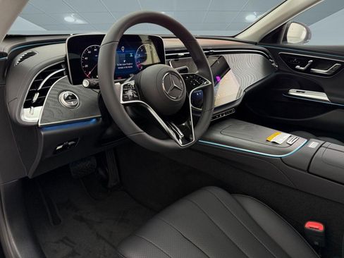 New 2026 Mercedes-Benz E 350 Sedan image 4