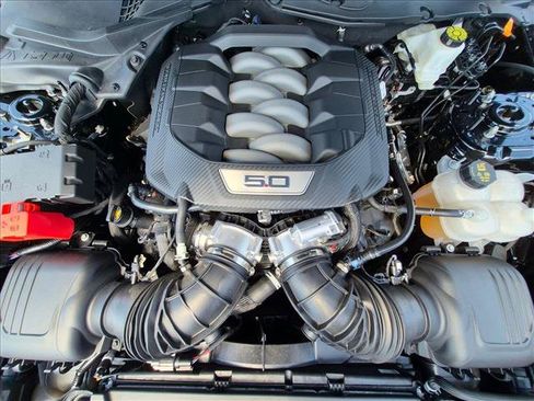 Used 2025 Ford Mustang GT Premium RWD image 21