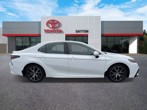 Certified 2023 Toyota Camry SE FWD image 6