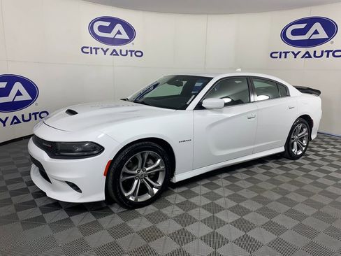 Used 2022 Dodge Charger R/T RWD image 6