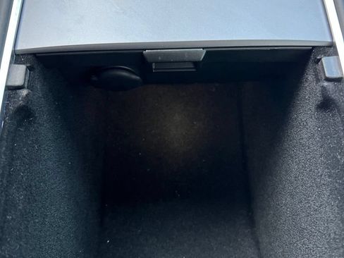 Used 2023 Tesla Model Y 2WD image 50
