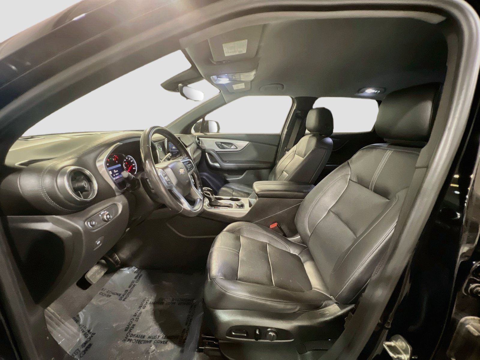 Used 2021 Chevrolet Blazer LT w/ Sound & Technology Package FWD image 15