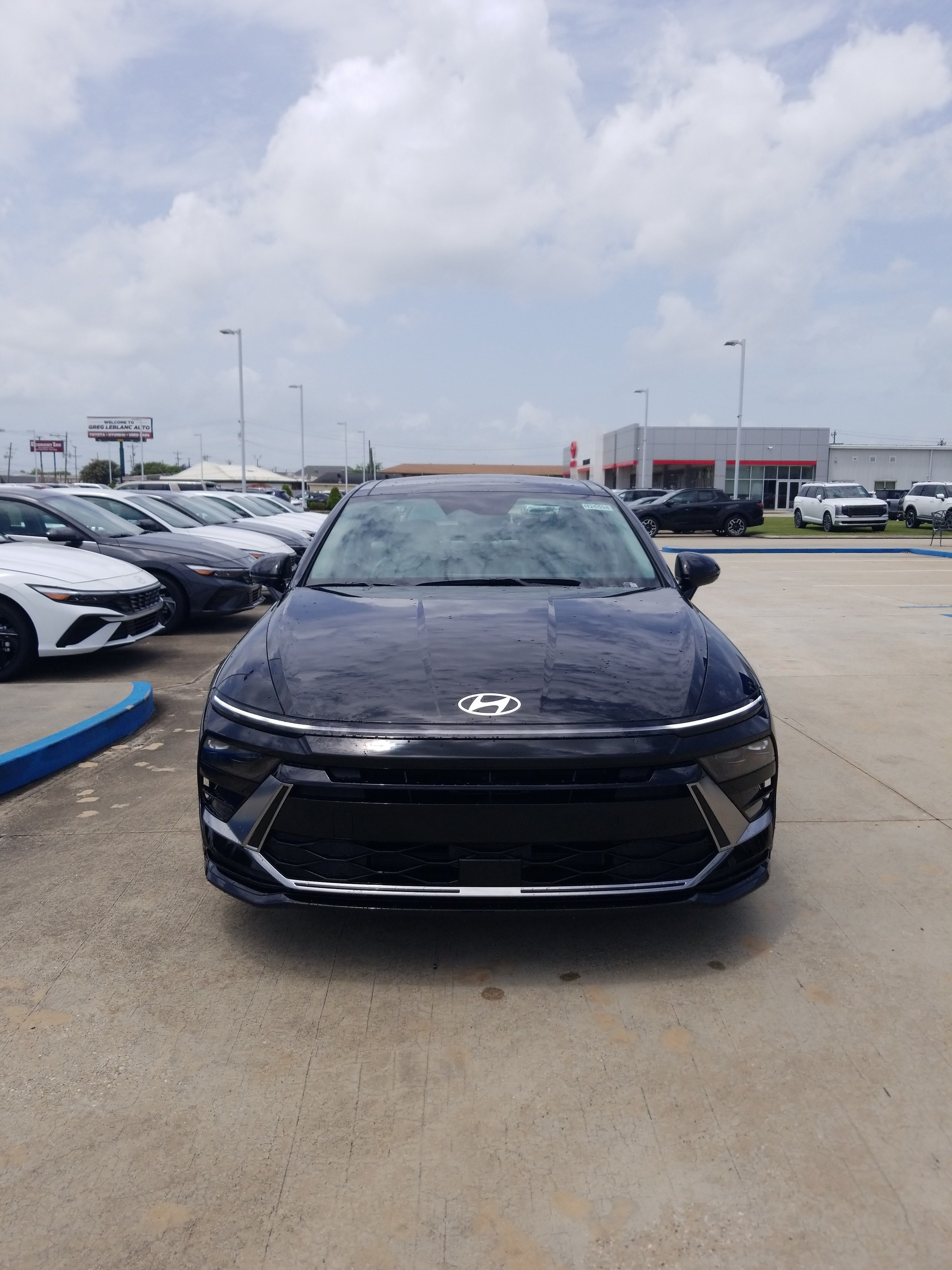 New 2026 Hyundai Sonata SEL FWD image 2