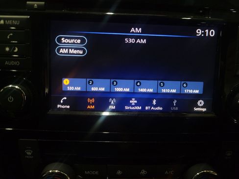 Used 2019 Nissan Rogue SV AWD/4WD image 25