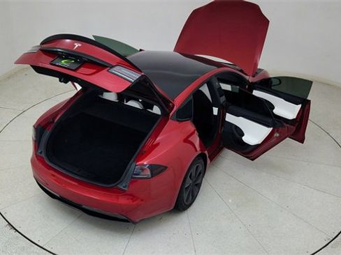 Used 2022 Tesla Model S Plaid image 86