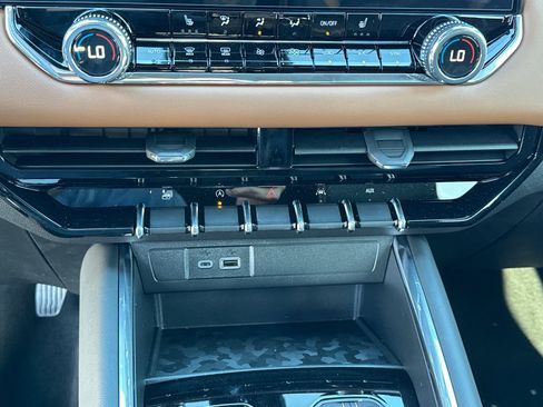 New 2026 GMC Canyon AT4 image 33