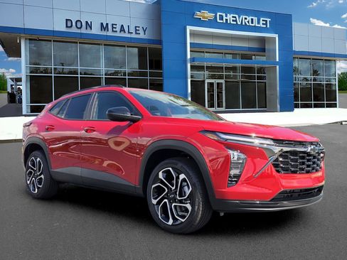 New 2026 Chevrolet Trax RS w/ Driver Confidence Package FWD image 1