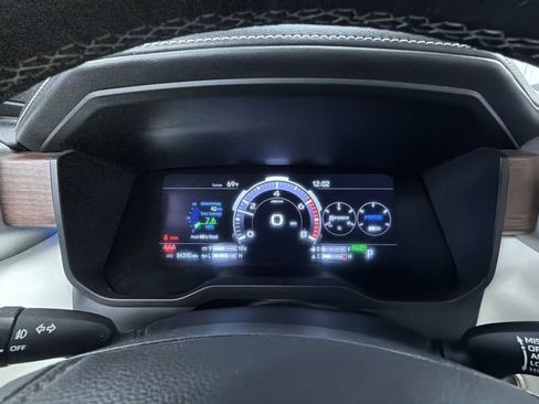 Used 2023 Toyota Tundra Capstone AWD/4WD image 7