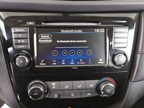 Used 2018 Nissan Rogue S w/ S Value Package image 20