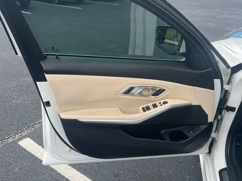 Used 2019 BMW 330i Sedan RWD image 10