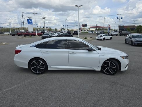 Used 2022 Honda Accord Sport image 14