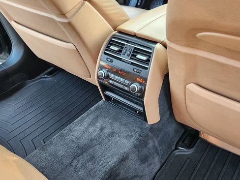 Used 2011 BMW 750Li xDrive AWD/4WD image 43