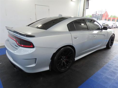 Used 2020 Dodge Charger Scat Pack RWD image 14