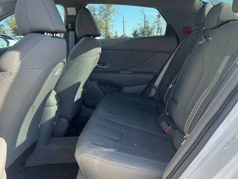 Used 2026 Hyundai Elantra SEL Sport Premium FWD image 21