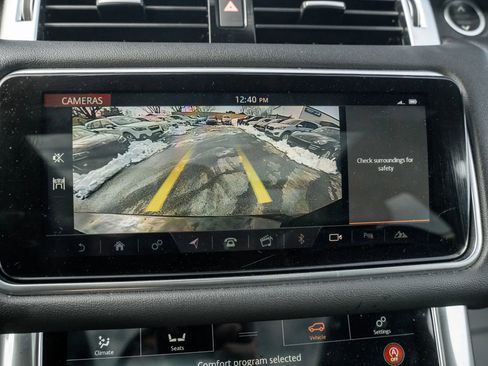 Used 2019 Land Rover Range Rover Sport HSE image 27