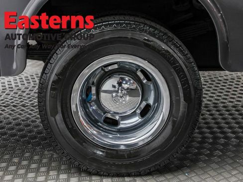 Used 2018 RAM 3500 Tradesman w/ Chrome Appearance Group image 8