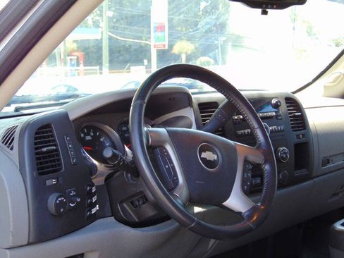 Used 2013 Chevrolet Silverado 3500 W/T w/ Snow Plow Prep Package AWD/4WD image 20
