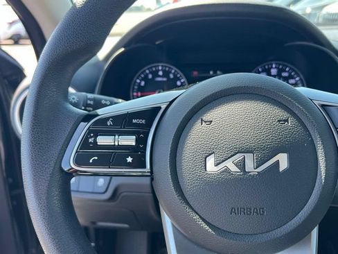Certified 2023 Kia Forte LXS w/ LXS Technology Package FWD image 22