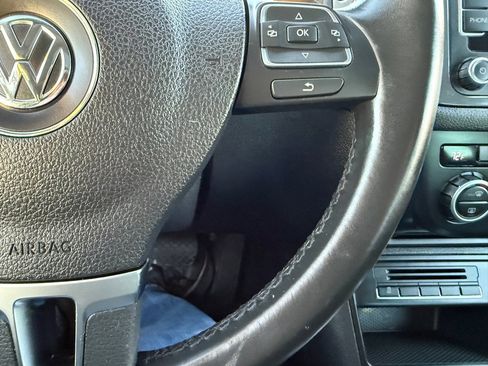 Used 2014 Volkswagen Tiguan SEL image 26