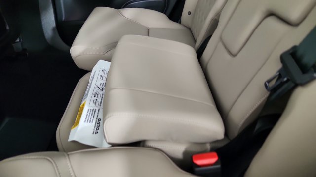 New 2026 Volvo XC90 T8 Plus w/ Protection Package AWD/4WD image 30