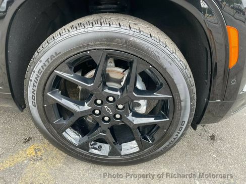 Used 2026 Chevrolet Traverse RS AWD/4WD image 10