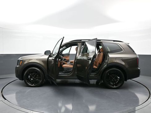 Certified 2024 Kia Telluride EX X-Line image 45