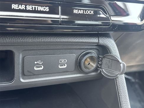 Used 2026 Honda Pilot Touring image 26