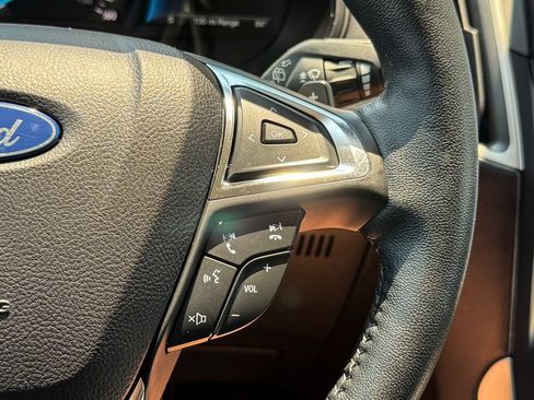Certified 2023 Ford Edge SEL w/ Convenience Package AWD/4WD image 33
