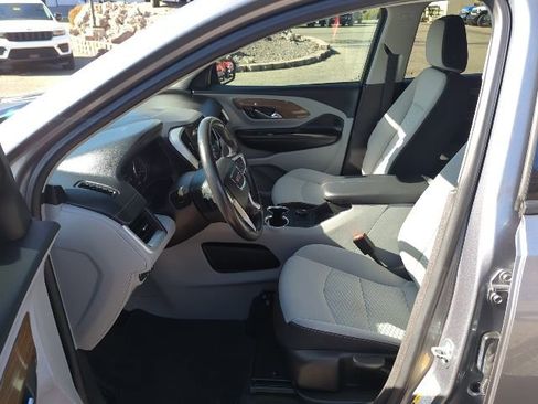 Used 2019 GMC Terrain SLE image 16