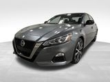 Used 2020 Nissan Altima 2.5 SR w/ Premium Package image 4