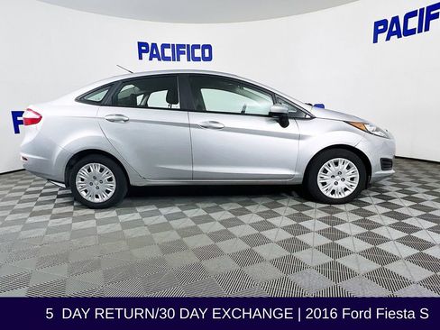 Used 2016 Ford Fiesta S image 14