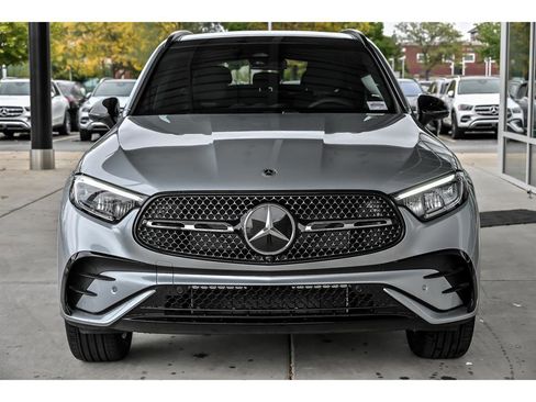 New 2026 Mercedes-Benz GLC 300 4MATIC image 2