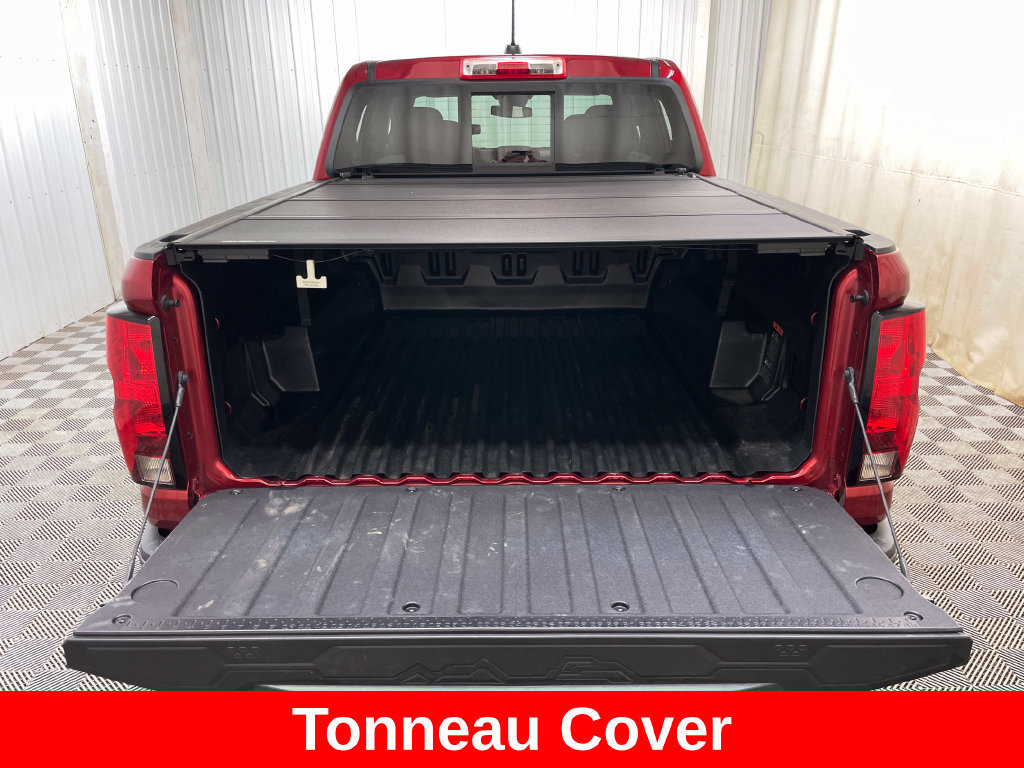 Certified 2025 Chevrolet Colorado W/T AWD/4WD image 13