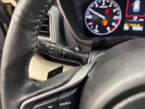 Used 2023 Subaru Ascent Limited image 24