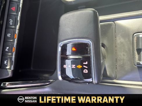 Used 2024 GMC Sierra 1500 AT4X w/ AT4X AEV Edition image 22